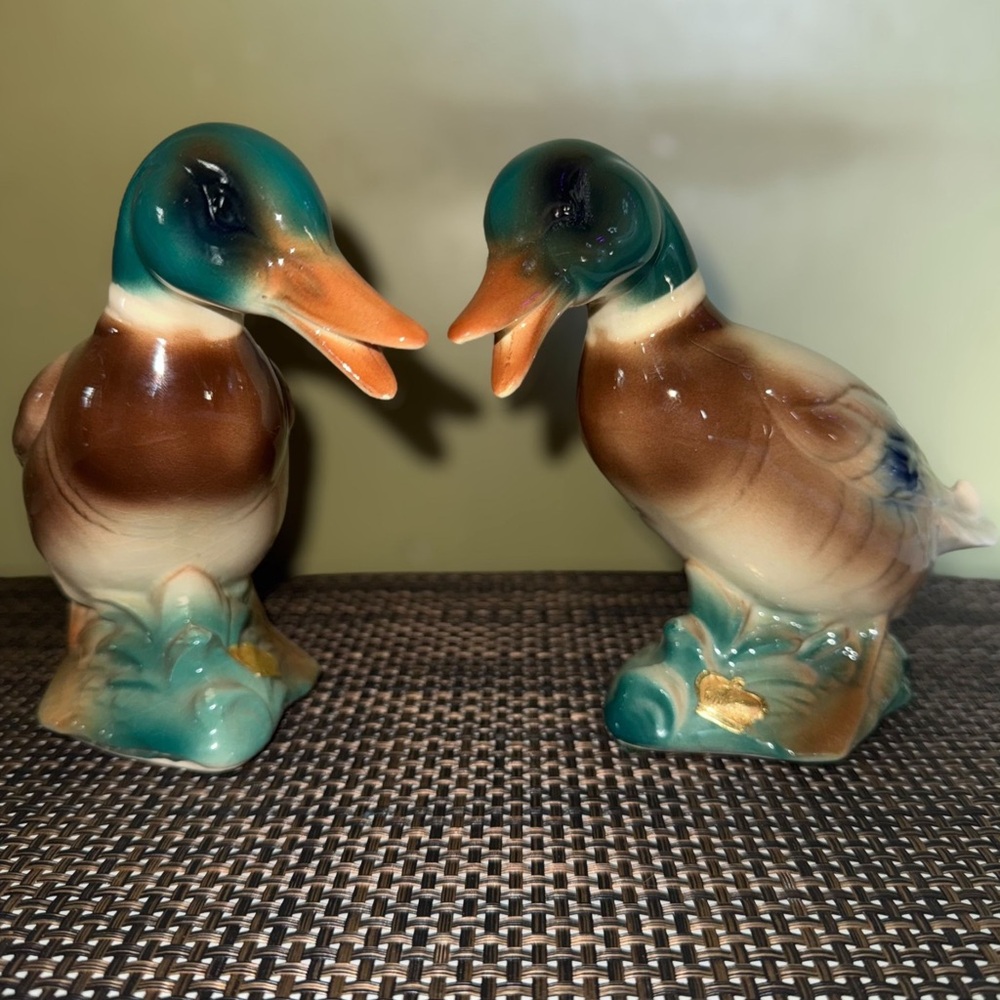 Mallard Duck Figurine Ceramic Glass, Decor Size: OS Royal Windsor